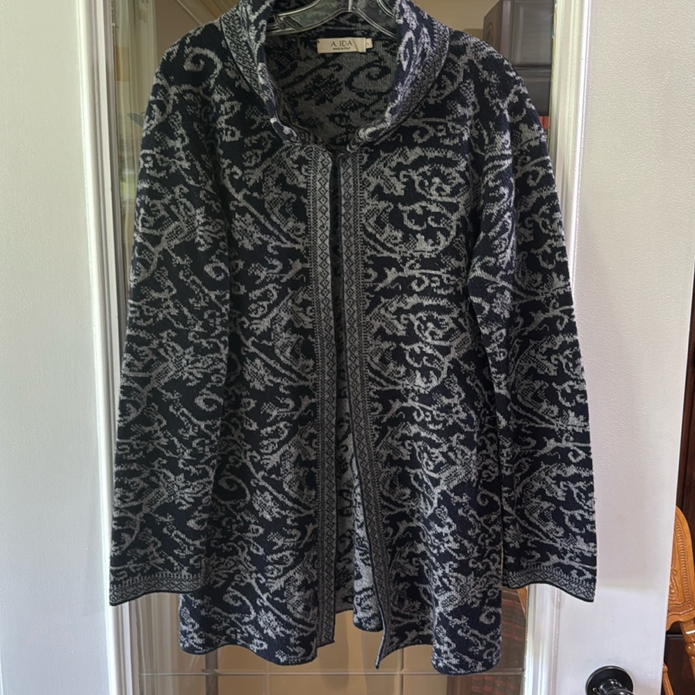 A. ida open cardigan sweater wool blend blue and grey  size large
